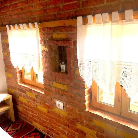 Apartman Muzhaqi Nivice