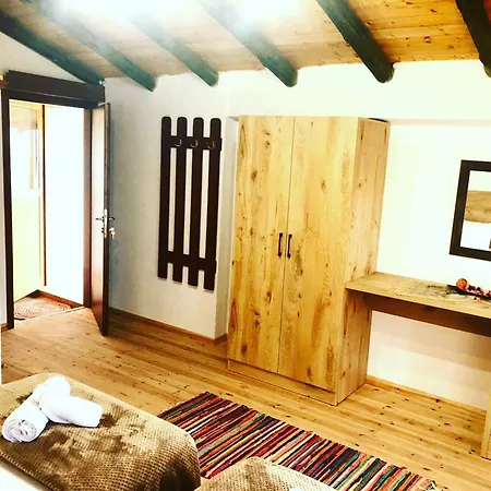 Muzhaqi Appartement *