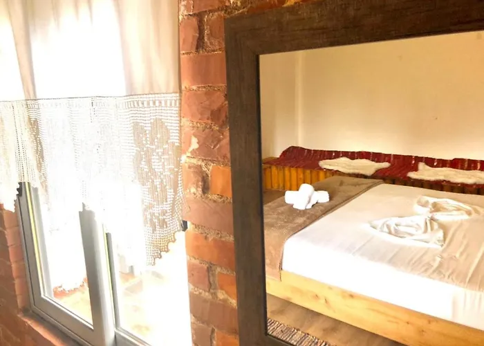 Muzhaqi * Nivice (Vlore)