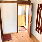 Lägenhet Muzhaqi *