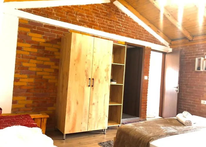 Muzhaqi Nivice (Vlore)